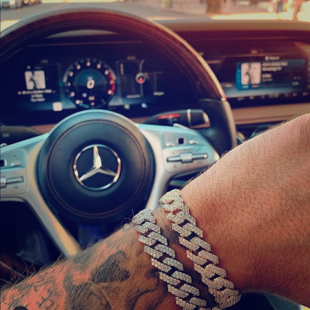 Meet your Posher, Cristian